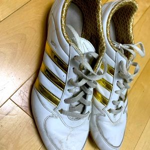 Adidas Midiru  limited edition white and gold. Us size 8,5 real leather